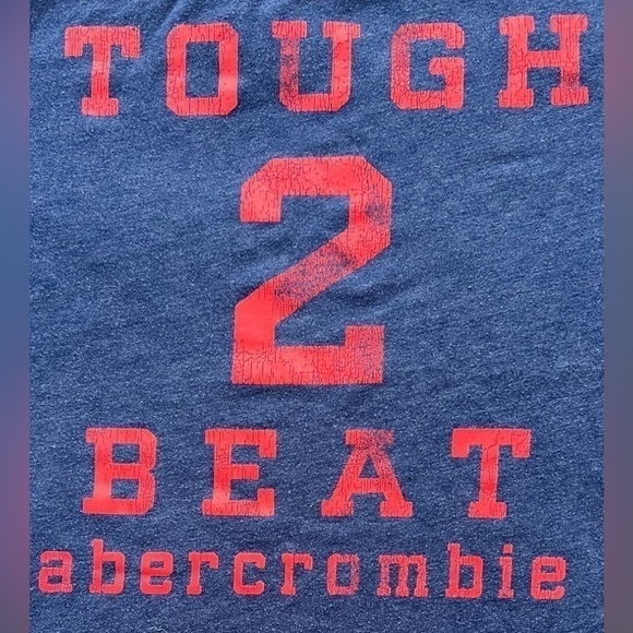 Abercrombie Kids Tough To Beat Youth Boy’s Large Muscle Fit T-Shirt, Preloved - Picture 3 of 3